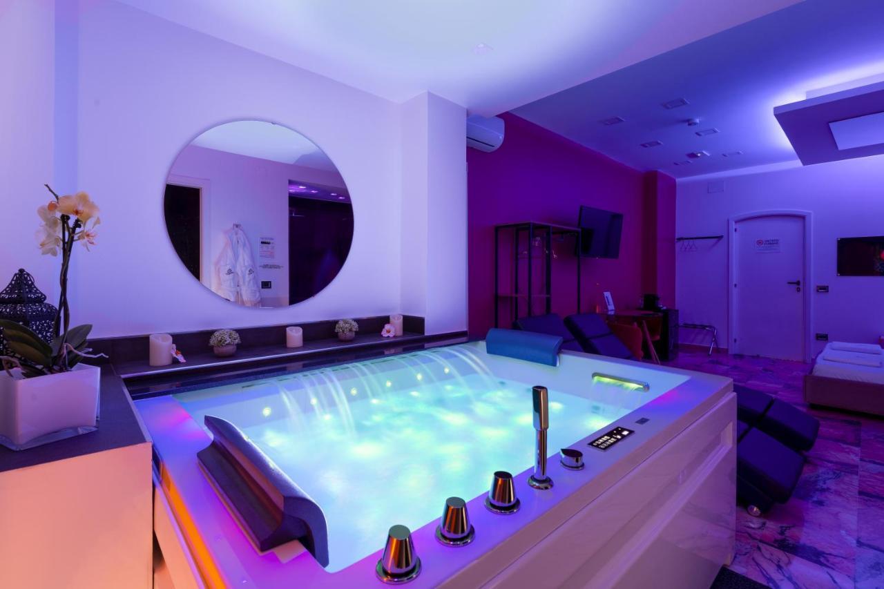 Hotel Ibisco Suites & Relax Pozzuoli Exterior foto
